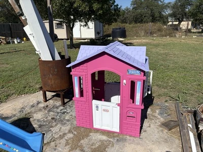 Little Tikes Cape Cottage Playhouse Pink - Image 1 of 2
