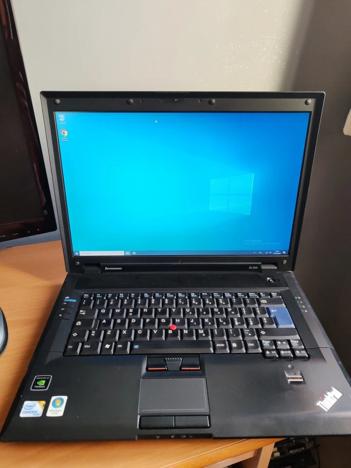 Computer Notebook Lenovo SL500 Intel Core 2 Duo 1.8GHz 4GB ram HD 300gb - Immagine 1 di 1