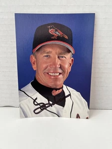 Tom Trebelhorn handsignierte Handelspostkarte Baltimore Orioles - Bild 1 von 2