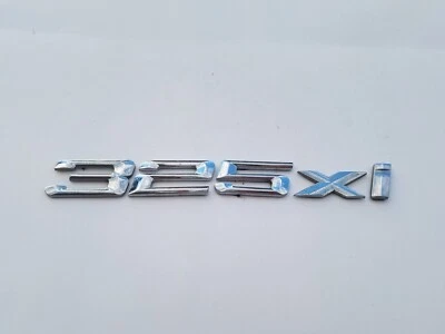 99 00 01 02 03 04 05 06 BMW 325XI 325 XI EMBLEMA TRASERO CROMADO LOGO INSIGNIA (2005) Foto 1 de 3