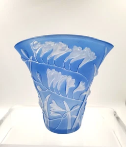 Phoenix konsolidierte zweifarbige Freesie Fächer Vase - 8 1/2"  - Bild 1 von 14