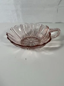 Vintage Rosa Depressione Vetro Gravy Barca, Creamer, Piatto Foglia - Foto 1 di 6