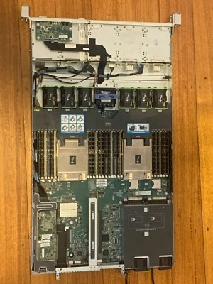 1u Server Cisco 2x CPU 10 core Xeon 512GB DDR4 RAM 6 Hard Drives Included - Image 1 of 4