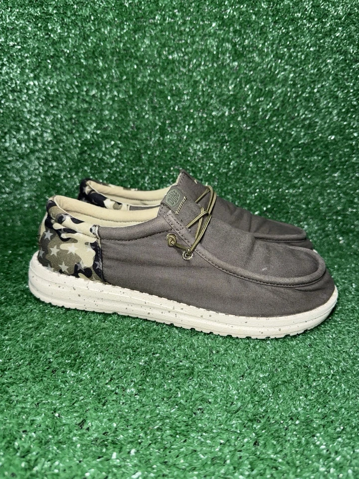 Zapatos sin cordones Hey Dude Wally Funk juveniles marrones y camuflados jóvenes talla 6 para mujer talla 7 Foto 1 de 4