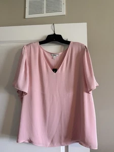 Women's Blouse - Picture 1 of 1