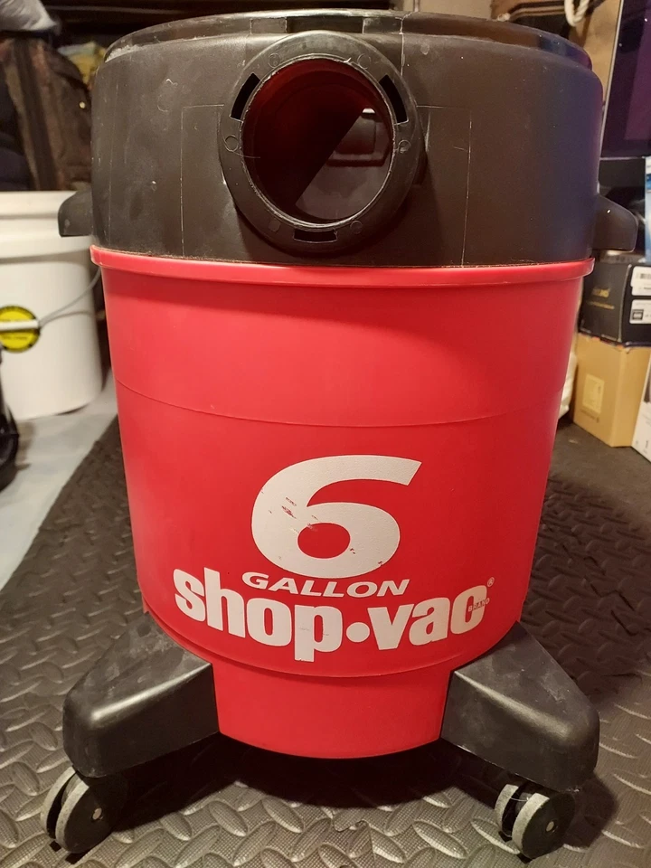 Aspiradora de tienda modelo 4025 de 6 galones - Rueda de pie giratoria OEM con base Foto 1 de 4