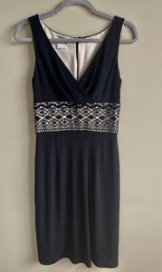 Atemberaubendes Kay Unger Etuikleid Gr. 4 - Bild 1 von 4