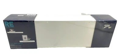 Room Essentials 2 PK 墙面浮动壁架白色饰面,墙架新品 — 第 1/4 张图片