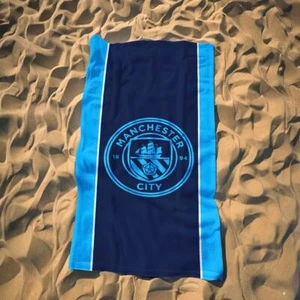Manchester City Large Towel Football Badge 100% Cotton Bath Pool Beach Official - Picture 1 of 8