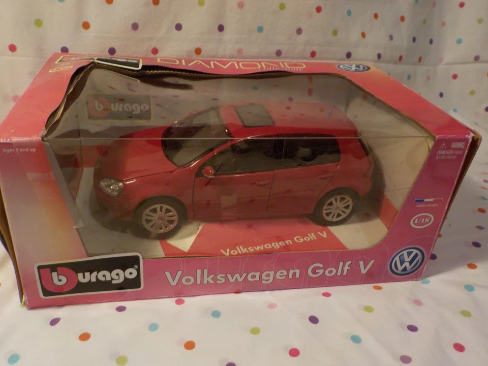 NUEVO En caja, Burago Volkswagen Golf V, Colección Diamond, Escala 1/18, Rojo Foto 1 de 4