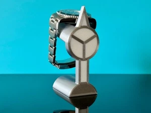 Rolex Submariner 3D Stand – Hour Hand Design – Desk Display – Tribute Piece - Foto 1 di 6