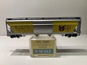 N Scale Model Power 3481 Government of Canada 51’ Cylindrical Covered Hopper - Picture 1 of 5