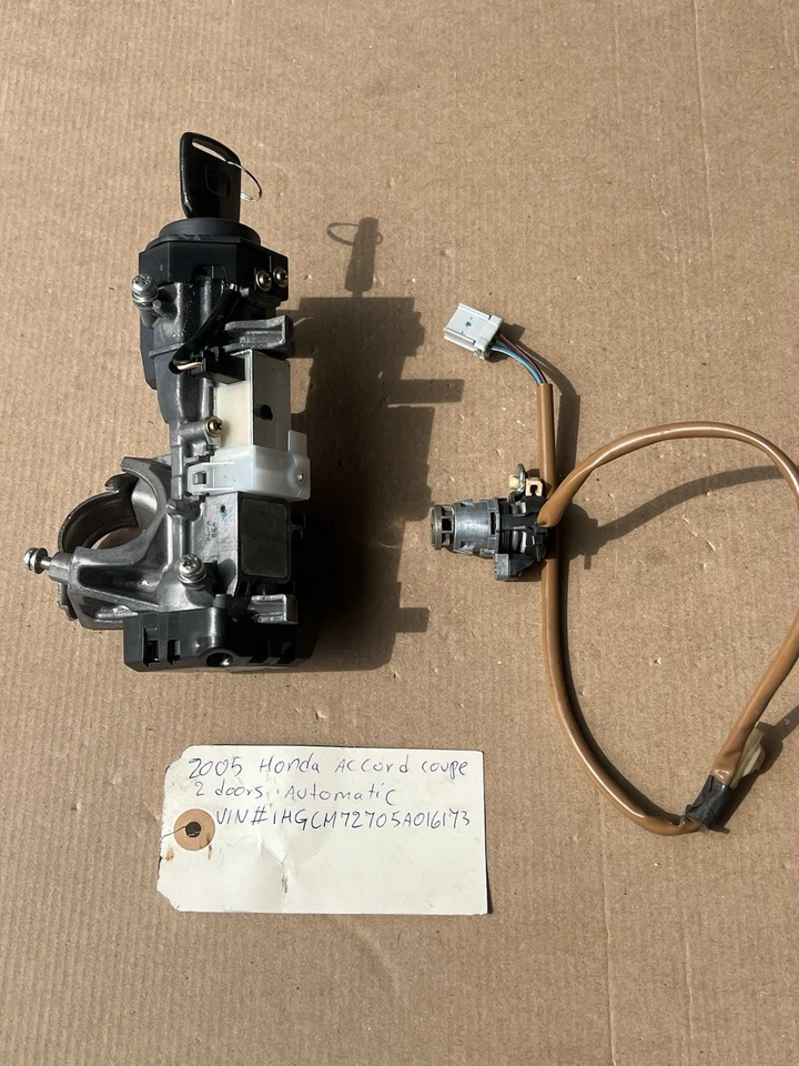 2005 Honda Accord Coupe  Ignition Lock Set OEM With Key - Image 1 of 4