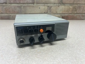 Uniden MC 6700 Marine Band VHF Radio - Picture 1 of 5