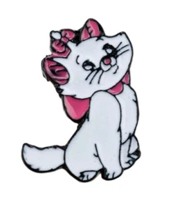 Aristocats Cat Marie 1 Inch Tall Enamel Metal Pin - Picture 1 of 1