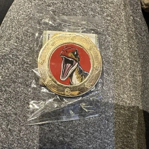 Frankford Jurassic World Surprise Coin Velociraptor - Picture 1 of 1