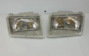 MOSKVICH 2141 SET-2 HEADLIGHT(RIGHT AND LEFT)/SET-2 FAROLES DELANTEROS(ALEKO) - Foto 1 di 4