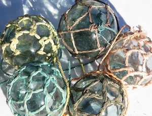 Japanese Glass Fishing FLOATS 3-3.5" Netted (5) FIVE Varied Nets Vtg USA BZ - Picture 1 of 11