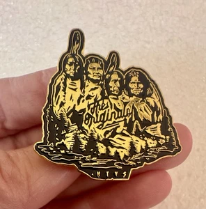 SELTENE The Warriors Indigenous Pride NTVS Anstecknadel Hut - die Originale - Bild 1 von 2