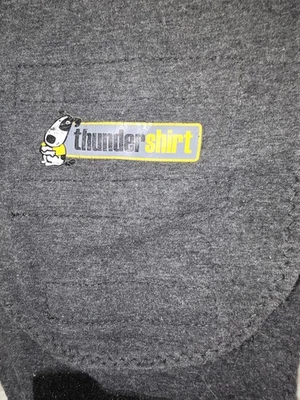 Thunder Shirt for Dogs Small Anxiety Vest Relax Calm Soothing Training - Image 1 of 4