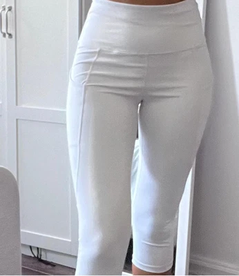 Womens Capri Leggings Lace High Waist Leggings Yoga Pants, Size S/M - Image 1 of 4