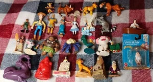 Disney Toy Figure Lot 26 Piece Mixed Moana Mickey Mouse Lion King 7 Dwarfs  - Picture 1 of 8