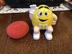 Vintage M&M's Chocolate Yellow Peanut Scouring Pad Holder Brand Advertising! - Picture 1 of 9