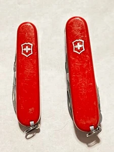 Lot of 2 Victorinox Swiss Army knives - Huntsman - Recruit - Picture 1 of 18