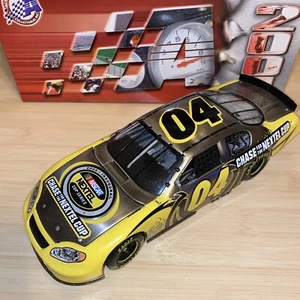 Chase for the Nextel Cup 2004 Monte Carlo coche escala 1:24 acción NASCAR - Imagen 1 de 6