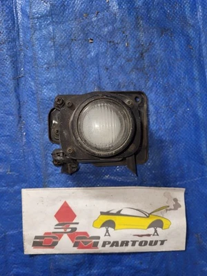 1997-1999 OEM Mitsubishi Eclipse 2G DSM Fog Light Lamp RH Passenger Side stck#H1 - Image 1 of 2