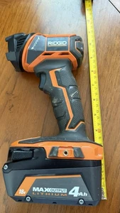 RIDGID 18-Volt Torch Light with Battery Included Model R8694 - Picture 1 of 11