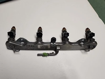 Completo OEM 2006-11 HONDA CIVIC 1.8 INYECTORES DE COMBUSTIBLE CON RIEL R18A1 USADO Foto 1 de 3