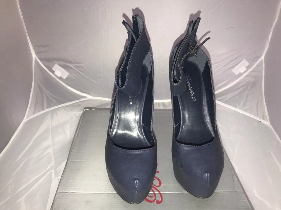 Breckelle's MARISA-39 Women Hidden Platform Pump Heels Blue Size 7.5 - Image 1 of 4