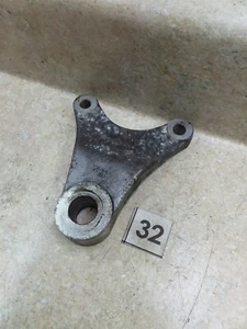 Suzuki GSX600 Katana Rear Brake Caliper Bracket 2001 2002 #32 ANX C17 - Picture 1 of 2