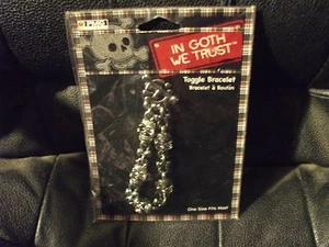Halloween skull toggle bracelet one size fits most by pmg halloween - Picture 1 of 2