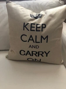 Shabby Daunenkissen "KEEP CALM AND CARRY ON" Chic 18x18 Neu Landhaus Französische Scheune - Bild 1 von 5