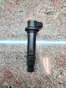 2015-2024 Yamaha YZF-R1 OEM Ignition Coil Spark Plug F6T571 2CR - Picture 1 of 5