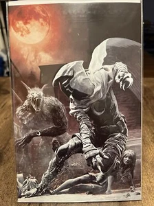 moon knight black white & blood 1 Frankies Exclusive - Picture 1 of 5