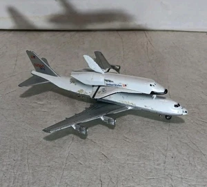 ertl space shuttle Diecast - Picture 1 of 8