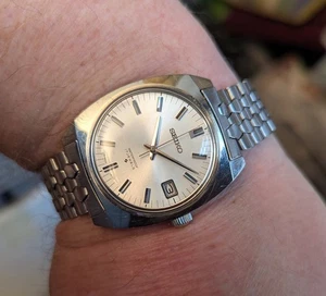Vintage 1970 SEIKO 6602-8070 Mechanical 17 jewels Silver Sunburst Dial Watch - Picture 1 of 14