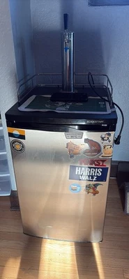 Dispensador de cerveza de barril Kegerator de 1/2 barril refrigerador de grifo para el hogar negro/cromo Foto 1 de 4