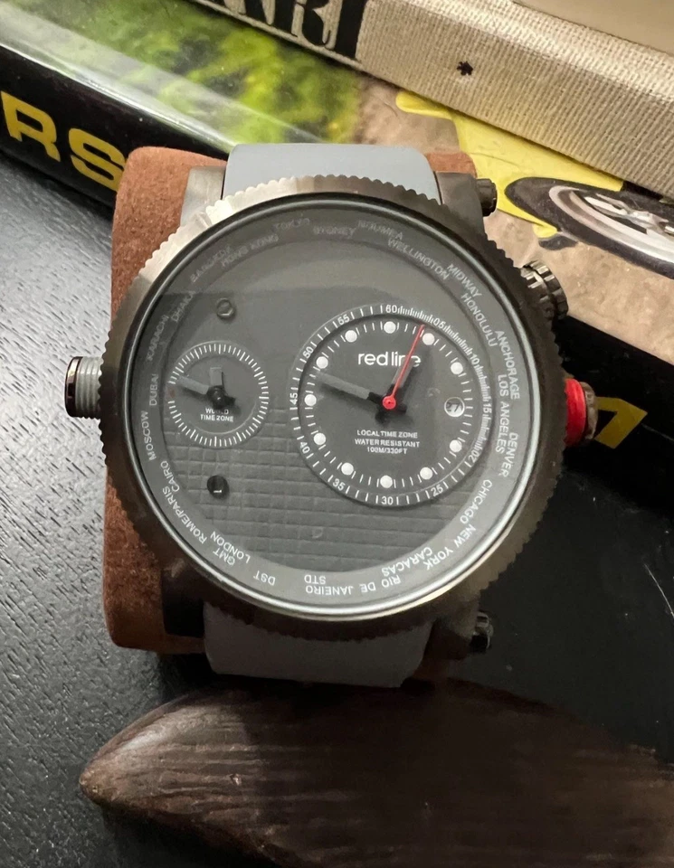 Reloj gris Red Line Specialist Dual Time para hombre  Foto 1 de 3