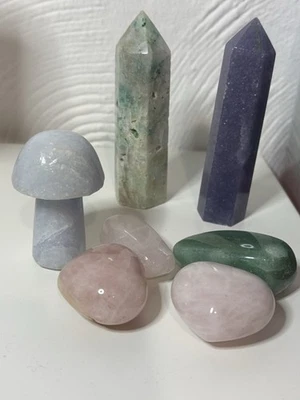 Bundle Of Large Crystal Towers Love Hearts And Mushroom And Large Tumble Stones - Image 1 of 4