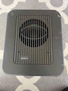 Subwoofer activo de lectura Genelec 7050B - Imagen 1 de 8
