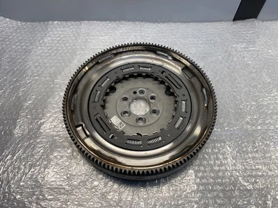 VW Audi Skoda Seat Schwungrad Zweimassenschwungrad 04E105266AM Original 15tkm - Bild 1 von 4