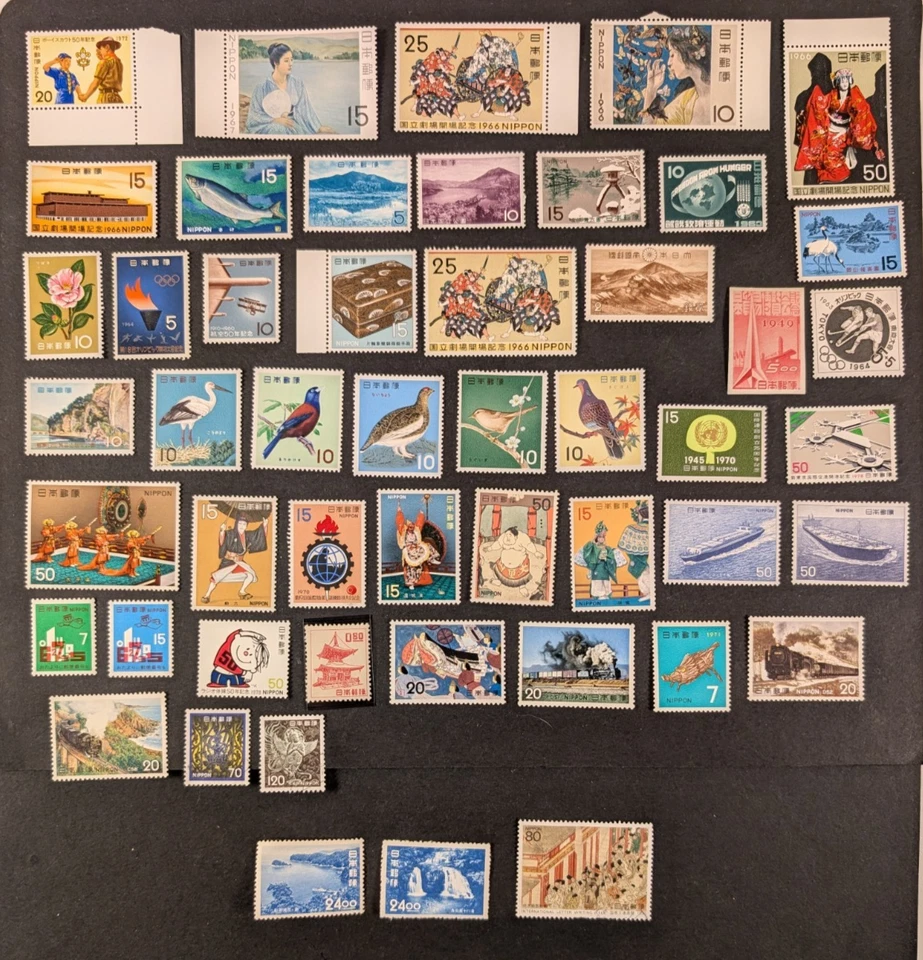 Japan - Nice lot of 50 mint stamps, mostly MNH, VF. - Image 1 of 1