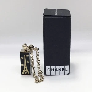 Authentischer Chanel unbenutzt Ginza limitiert Coco Mark Schlüsselanhänger mit Box Metall schwarz gold FS - Bild 1 von 14