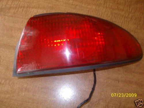 Luz trasera derecha Ford Contour 1997 1996 1995 OEM usada pieza original Ford Foto 1 de 1