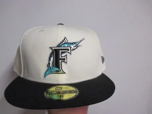 CAPPELLO DA BASEBALL FLORIDA MARLINS NEW ERA (5950) ADERENTE (8) NUOVO CON ETICHETTE BIANCO E NERO - Foto 1 di 5