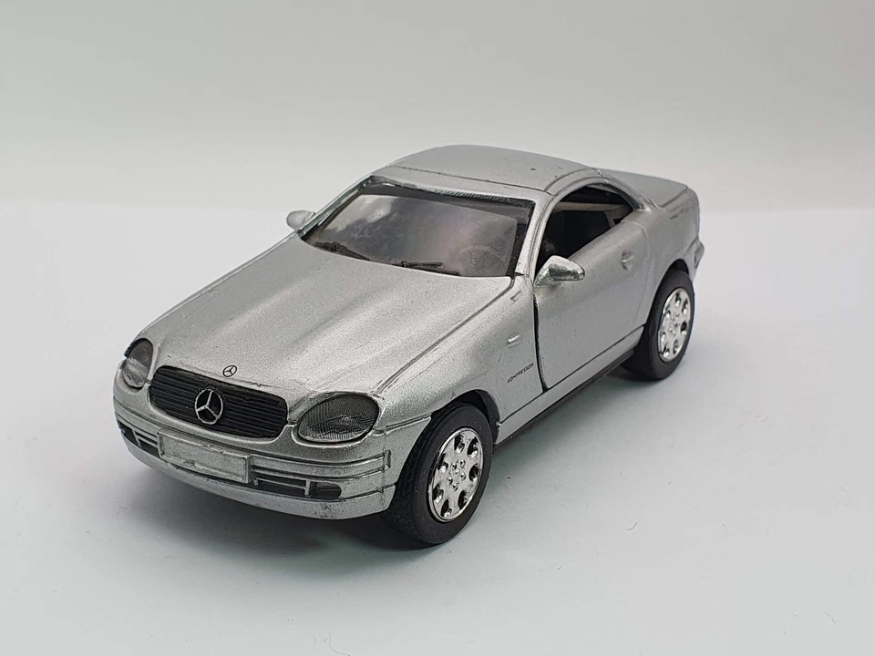 Mercedes SLK 1 Serie New Ray 1/32 - Immagine 1 di 4